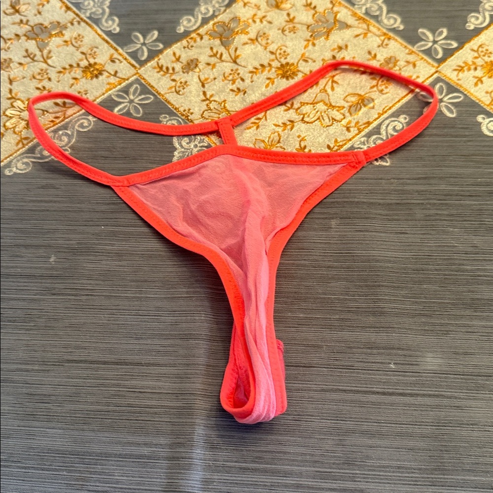Victoria's Secret Coral Sheer Thong SZ XS